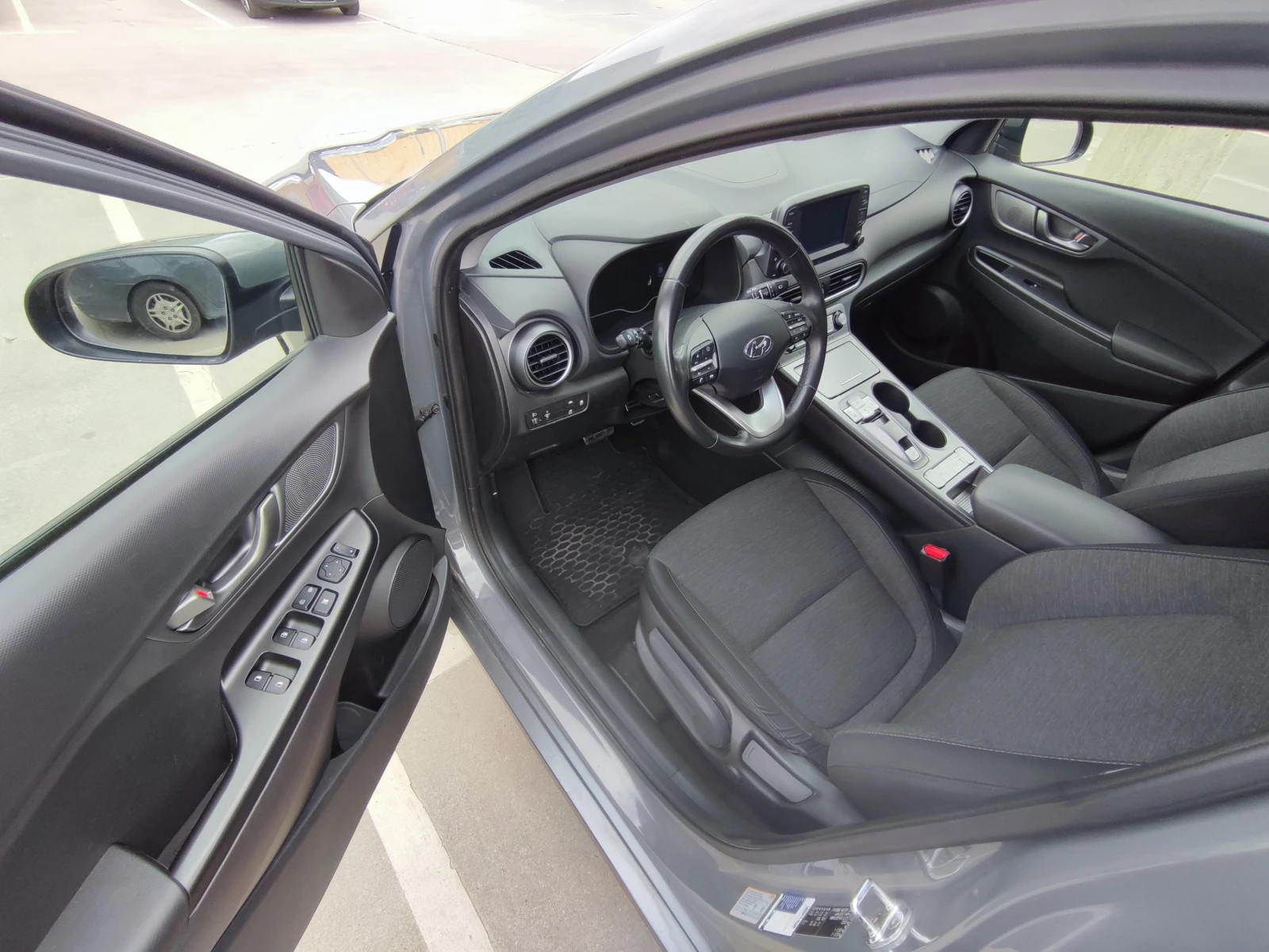 Hyundai Kona e-Kona 39 kWh - Electric - Automatic - 136 hp, снимка 7 - Автомобили и джипове - 54257454