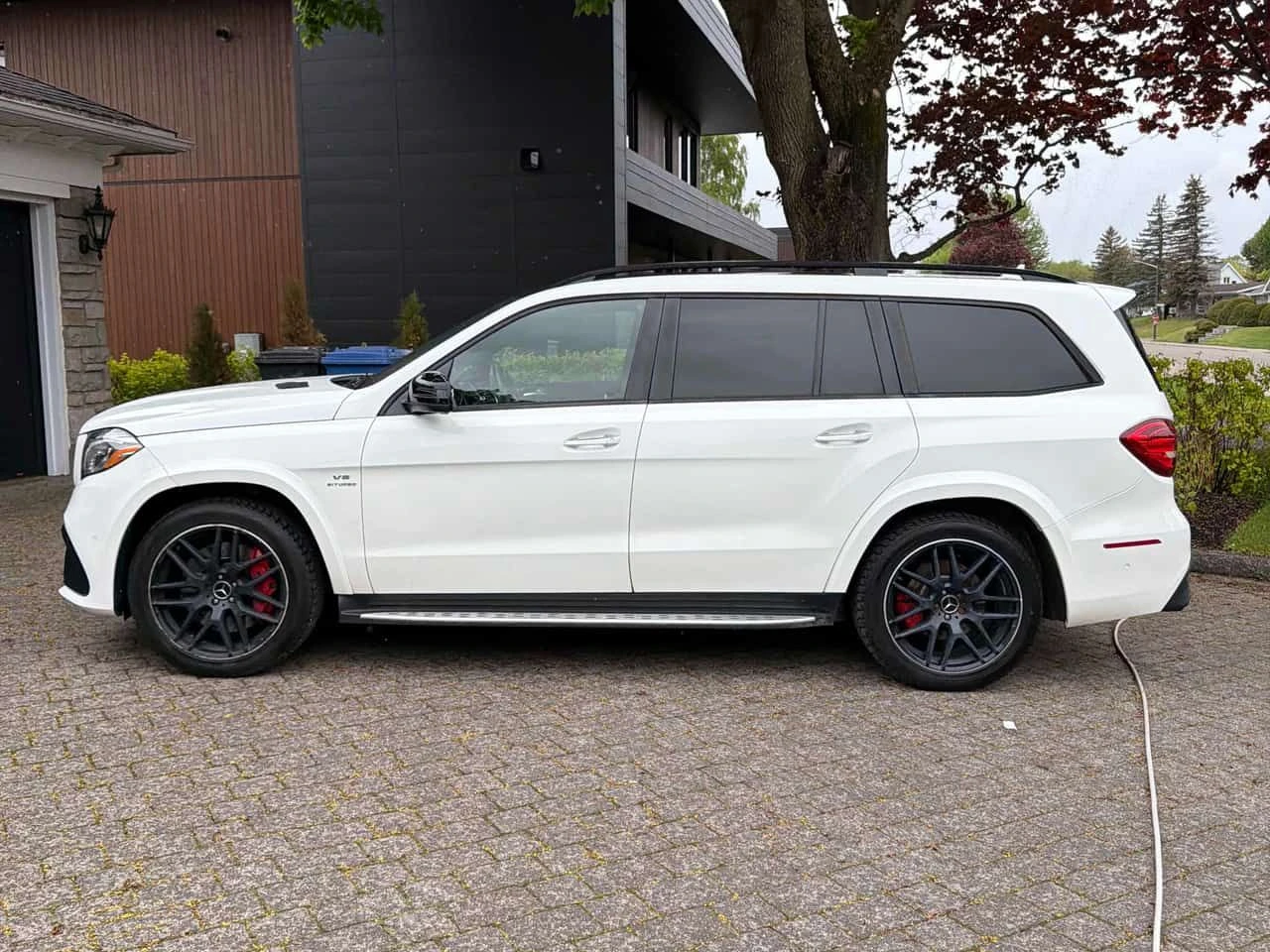 Mercedes-Benz GLS 63 AMG 4MATIC/ОБДУХВАНЕ/360/ПАНОРАМА, снимка 3 - Автомобили и джипове - 54718885