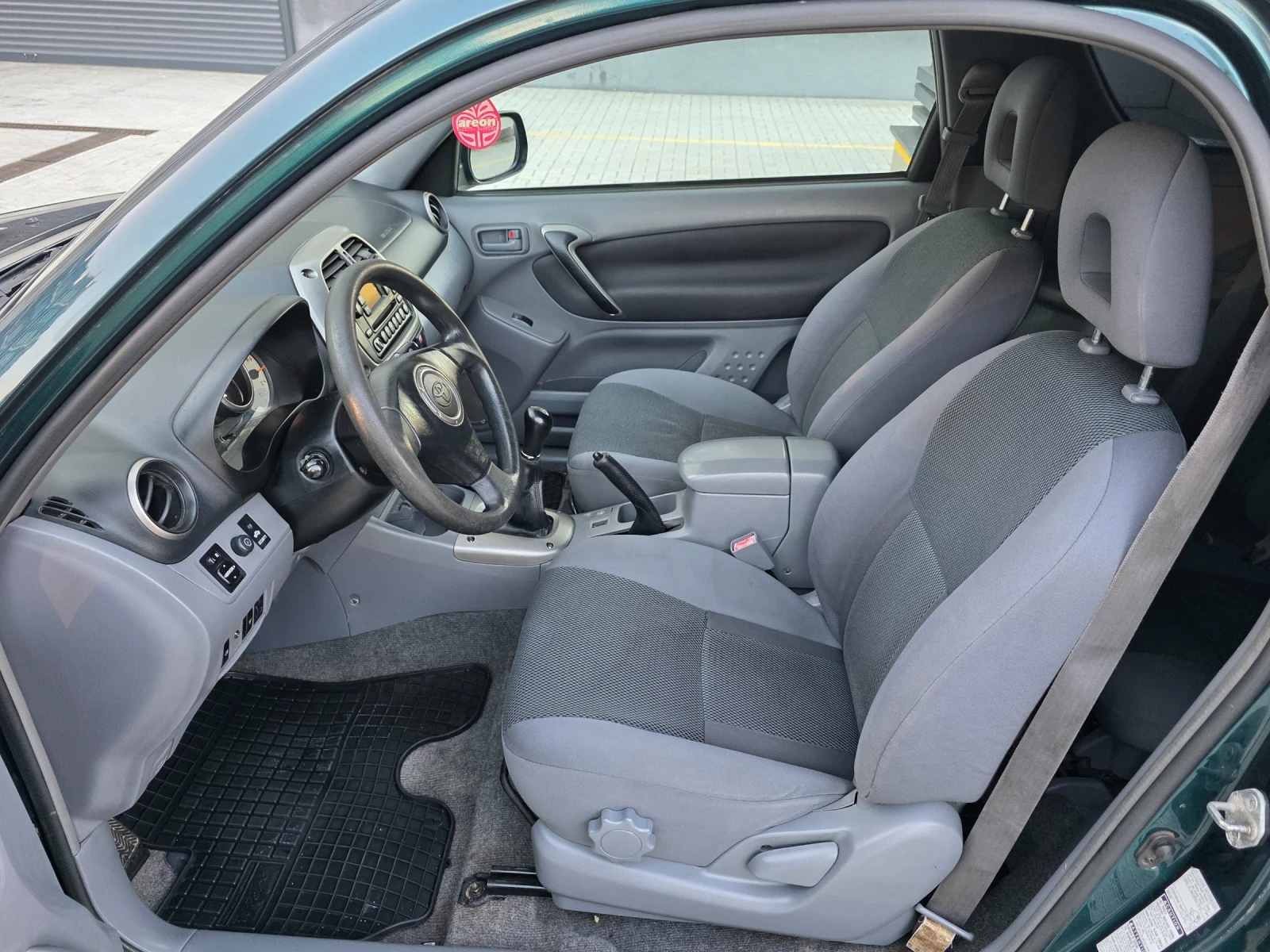 Toyota Rav4 2.0 D4D , снимка 15 - Автомобили и джипове - 55729707