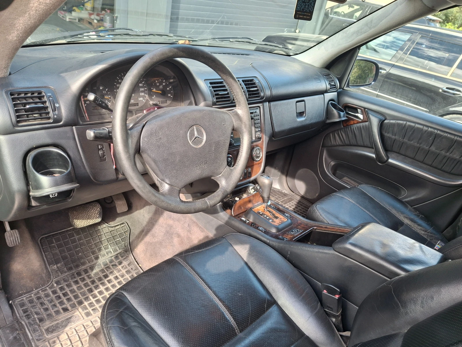Mercedes-Benz ML 270 2.7 CDI 6+ 1 места, снимка 6 - Автомобили и джипове - 56245251