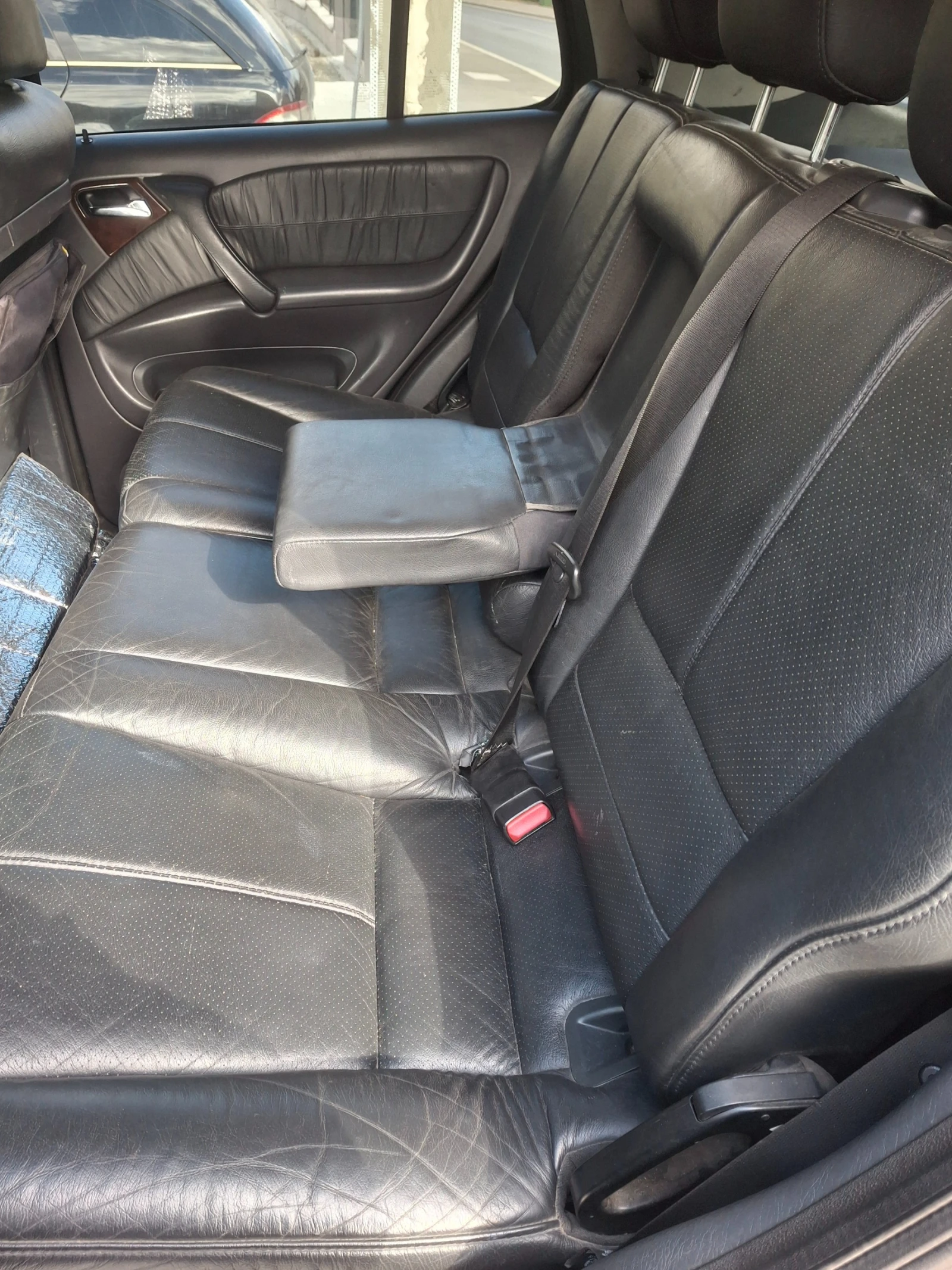 Mercedes-Benz ML 270 2.7 CDI 6+ 1 места, снимка 7 - Автомобили и джипове - 56245251