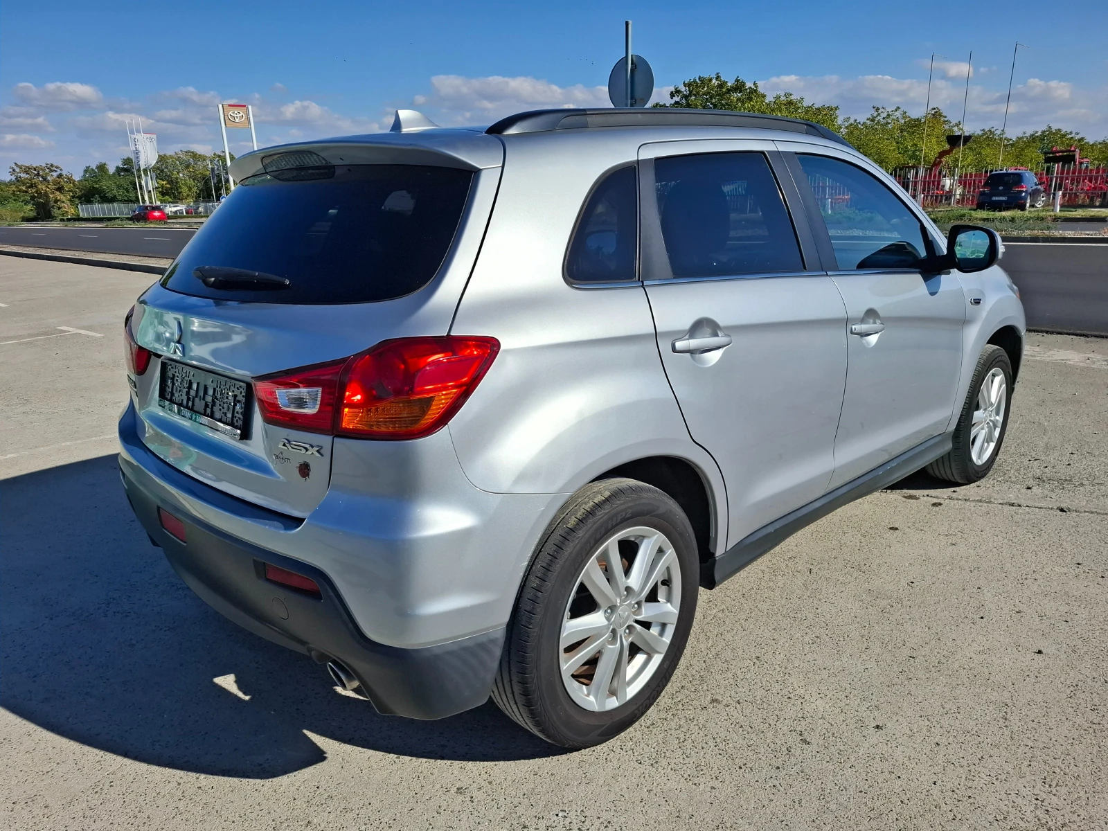 Mitsubishi ASX 1, 6i газ Италия , снимка 7 - Автомобили и джипове - 56332263