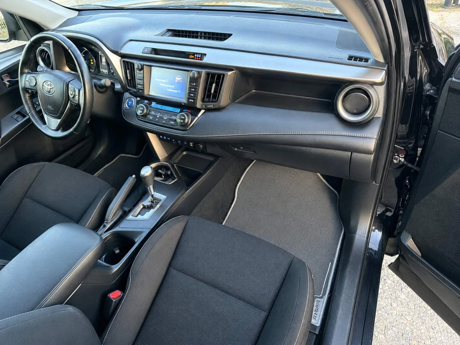 Toyota Rav4 HYBRID / 4X4 / ����6 / 145 000 ��  / ��������� | Mobile.bg � ����������� 11