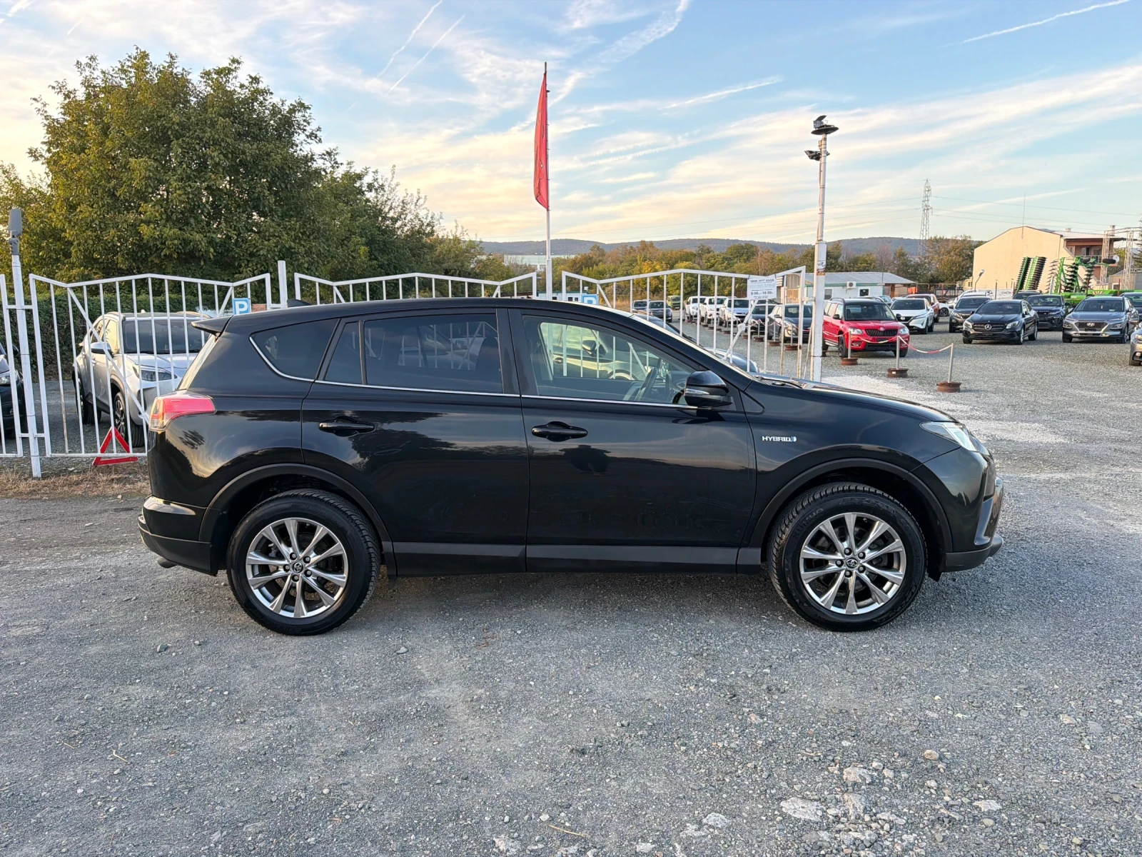 Toyota Rav4 HYBRID / 4X4 / ����6 / 145 000 ��  / ��������� | Mobile.bg � ����������� 4