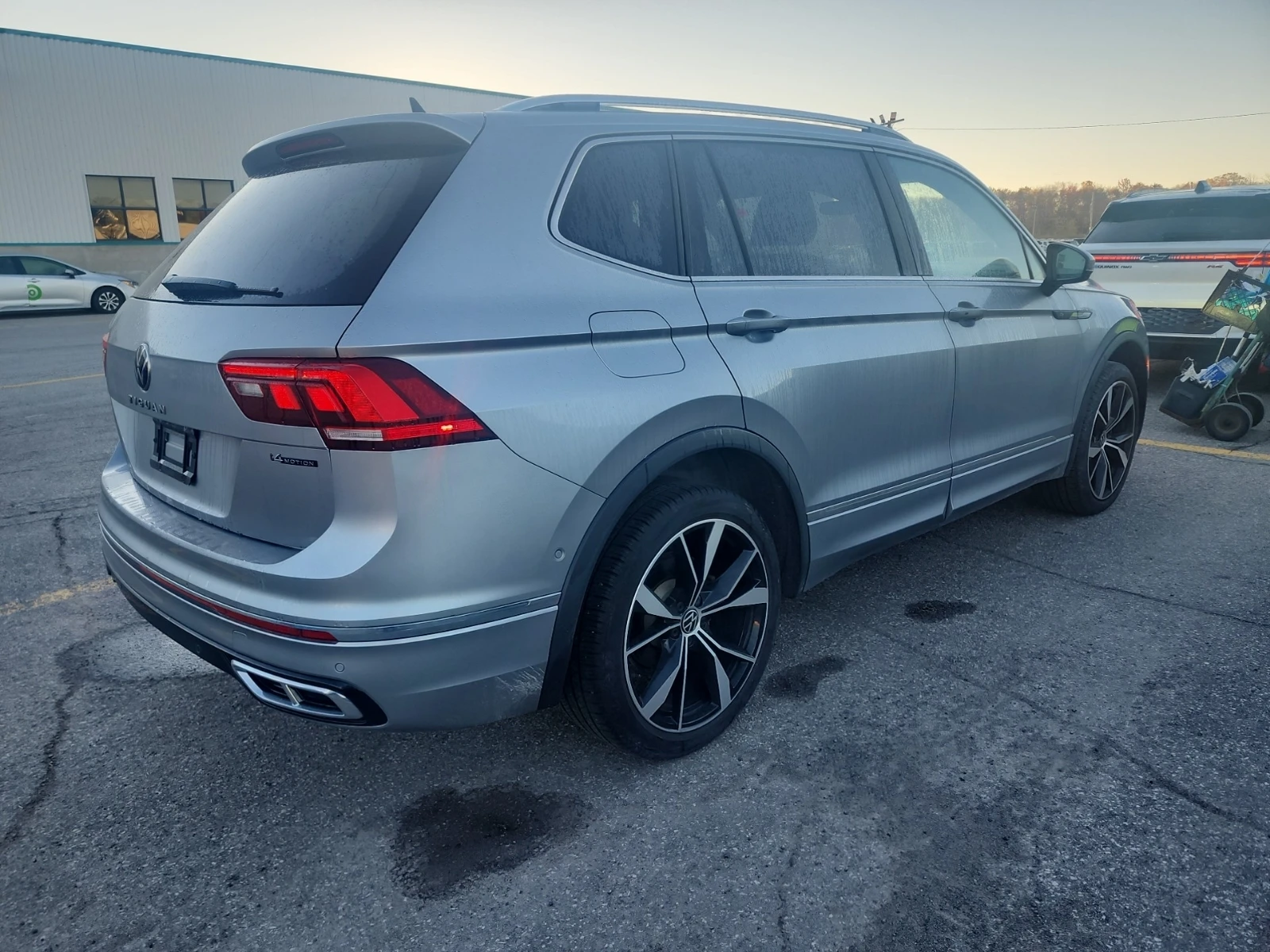 VW Tiguan HIGHLINE R-LINE / ���������� | Mobile.bg � ����������� 3