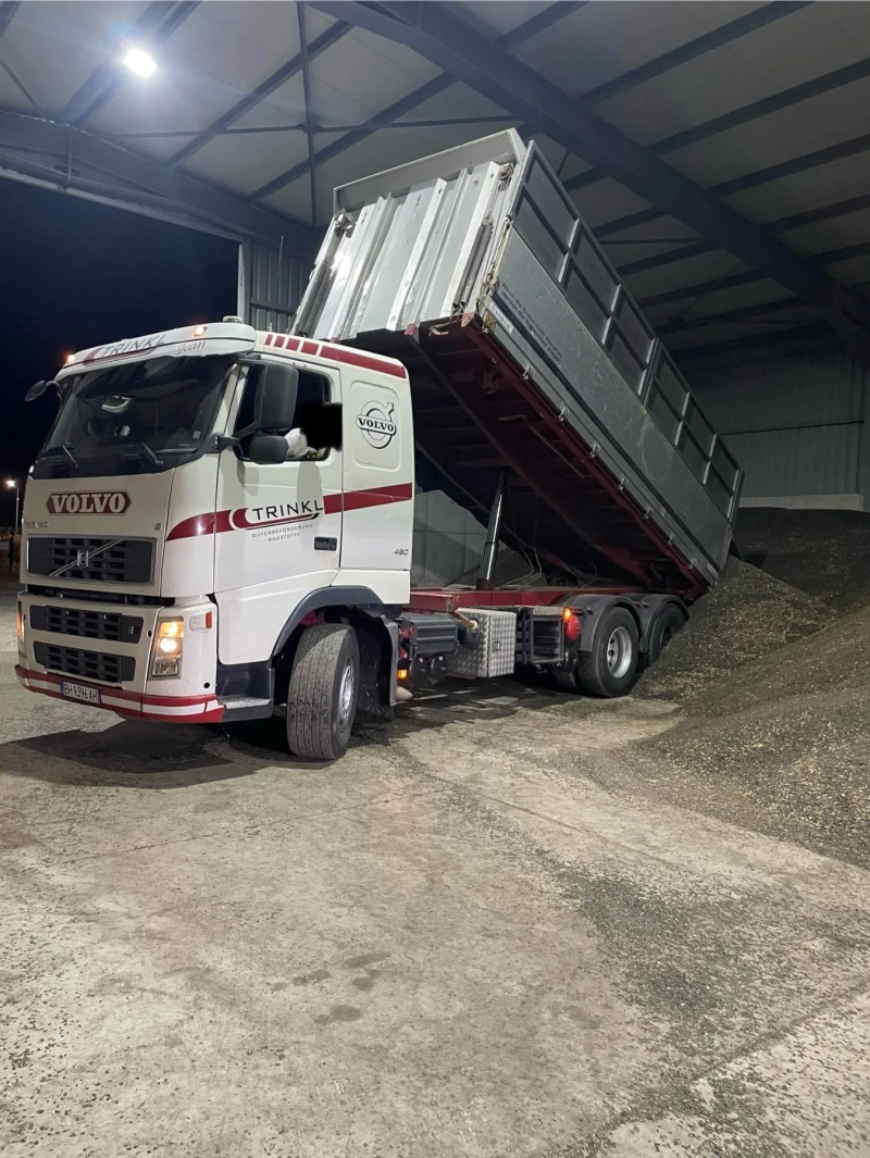 Volvo Fh 12 460- 6x4 ТРИСТРАНЕН САМОСВАЛ, снимка 2 - Камиони - 52919029