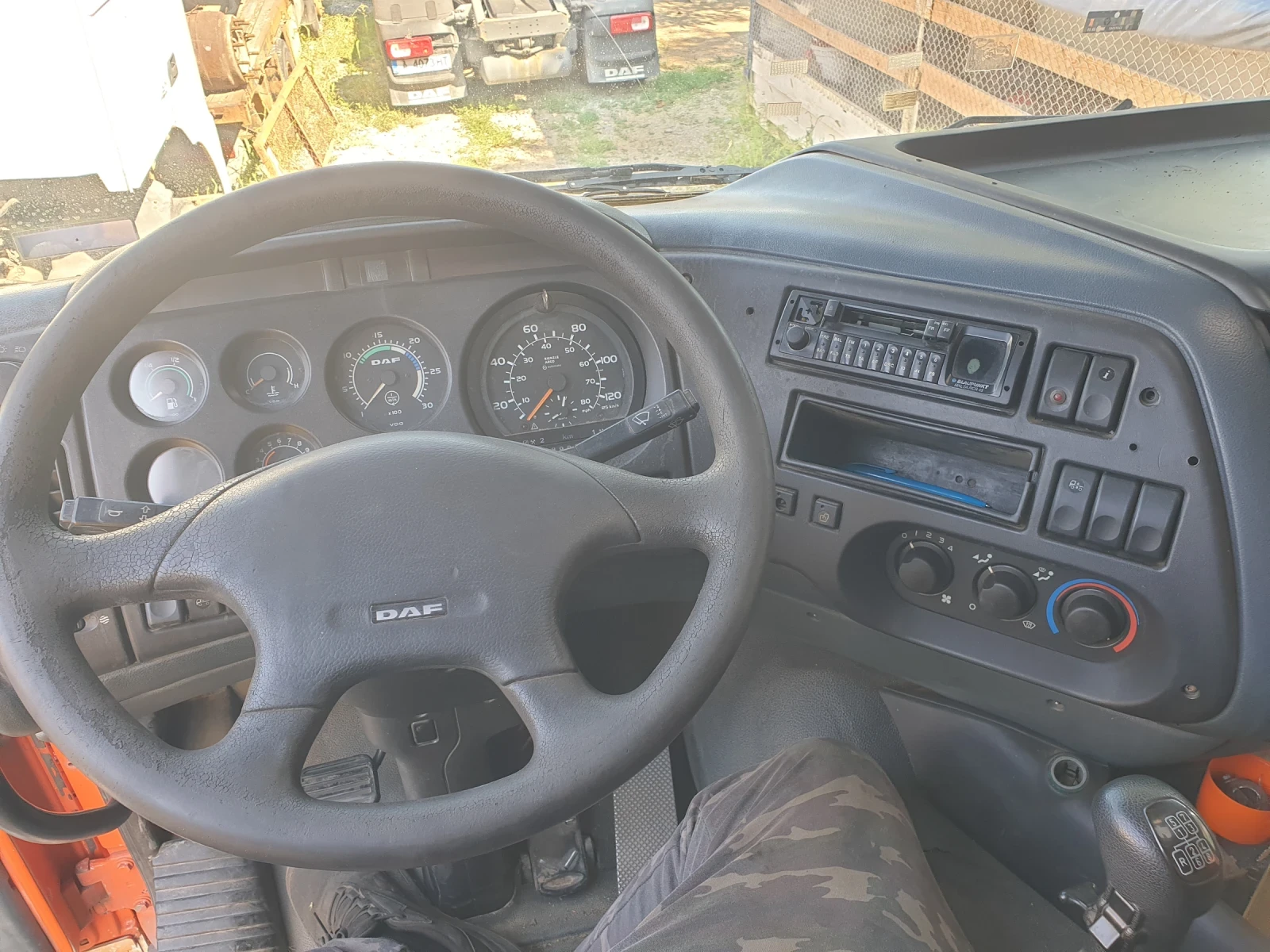 Daf Xf 95.380 ТРИСТРАНЕН САМОСВАЛ , снимка 14 - Камиони - 55562819