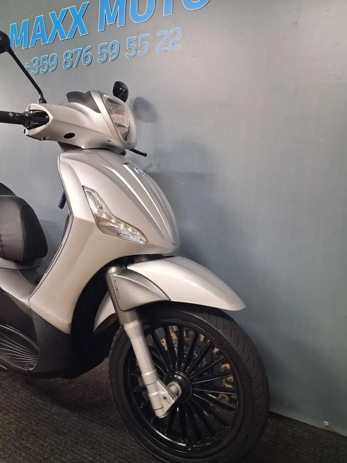 Piaggio Beverly S 300i ABS/ASR, снимка 5 - Мотоциклети и мототехника - 54948653