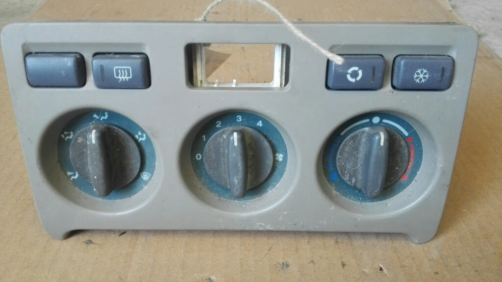  -    4 2.0 (4) | Mobile.bg   1