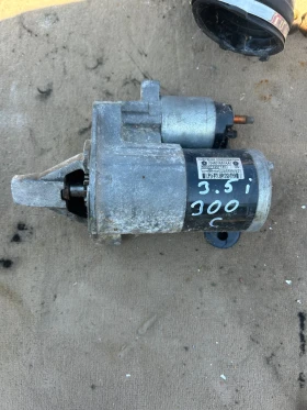 ����� �� �������� �� 04801651AA ������� CHRYSLER 300C 3.5i  auto