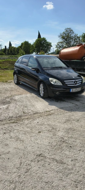 Mercedes-Benz B 200, снимка 17