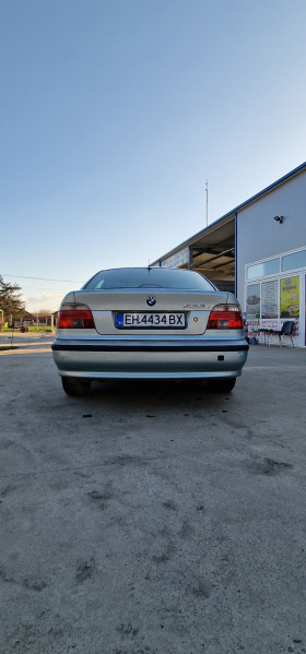 BMW 523 i, снимка 5 - Автомобили и джипове - 45736158