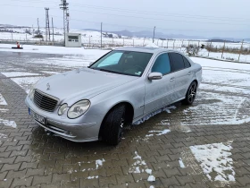     Mercedes-Benz E 320