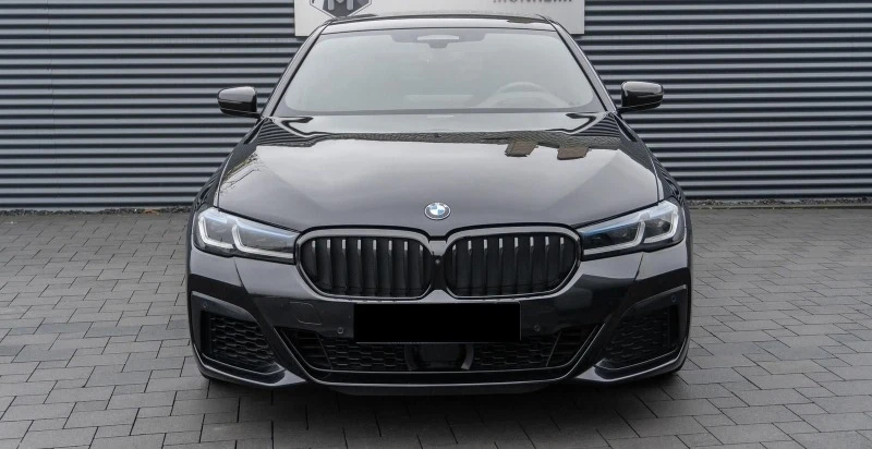 BMW M5 M550i*xDrive*DrivePro*Laser*360*ГАРАНЦИЯ, снимка 1 - Автомобили и джипове - 47451532