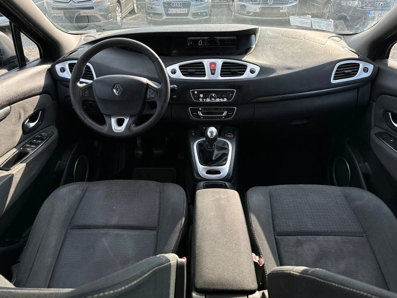 Renault Scenic 6+ 1, снимка 7 - Автомобили и джипове - 46664646