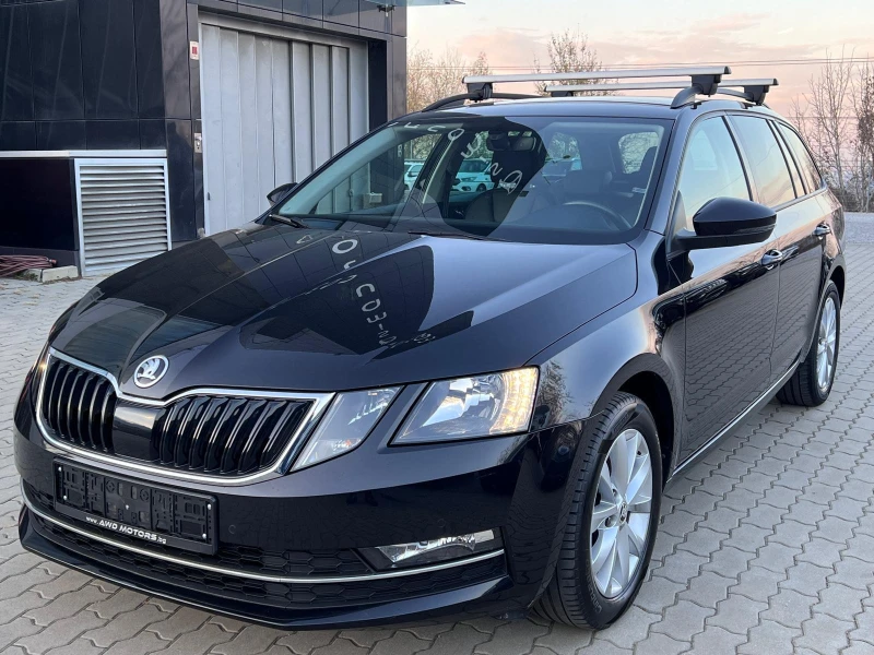 Skoda Octavia 1.5 TSI DSG Carplay, Line Assist, Keyless, Dist, снимка 1 - Автомобили и джипове - 47918087