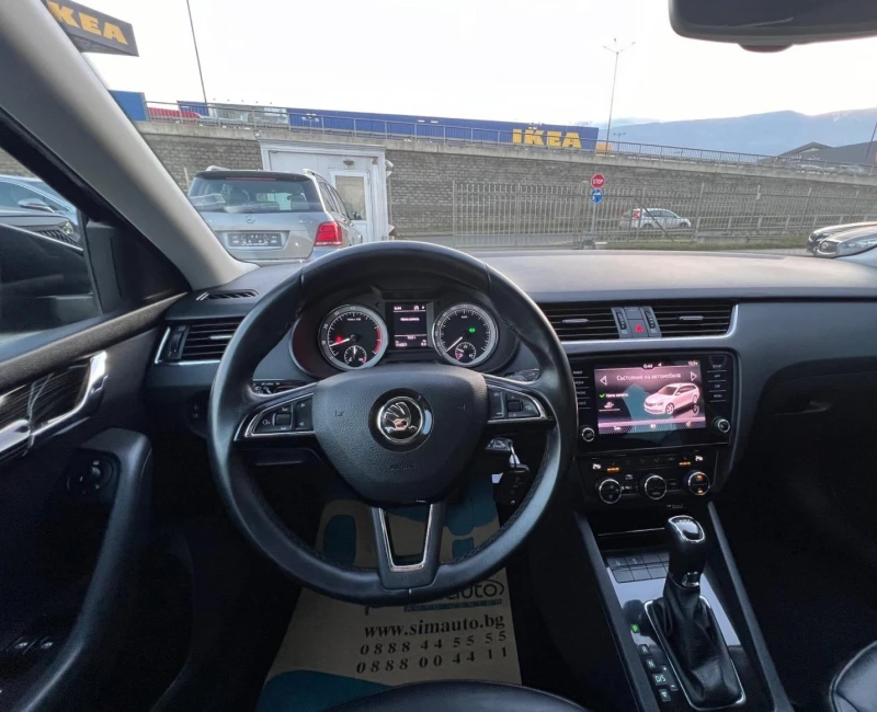 Skoda Octavia 1.5 TSI DSG Carplay, Line Assist, Keyless, Dist, снимка 10 - Автомобили и джипове - 47918087