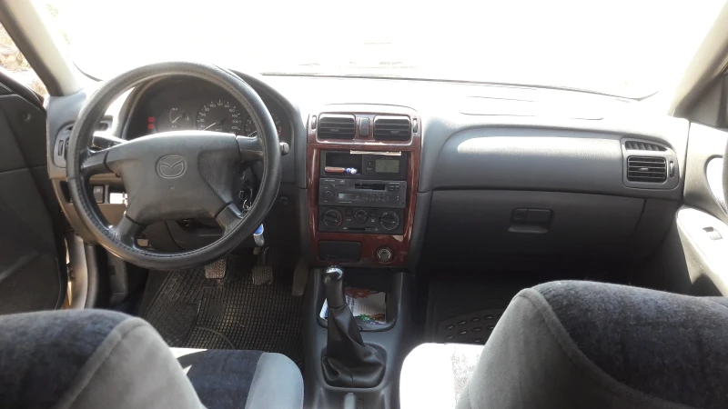 Mazda 626 1.8, снимка 7 - Автомобили и джипове - 48240679