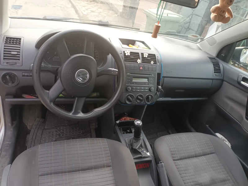 VW Polo, снимка 2 - Автомобили и джипове - 48518864