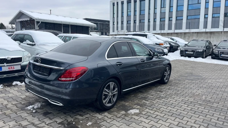 Mercedes-Benz C 220 Внос от Холандия !!!, снимка 4 - Автомобили и джипове - 48675455