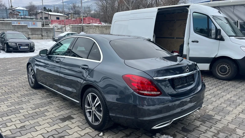 Mercedes-Benz C 220 Внос от Холандия !!!, снимка 3 - Автомобили и джипове - 48675455