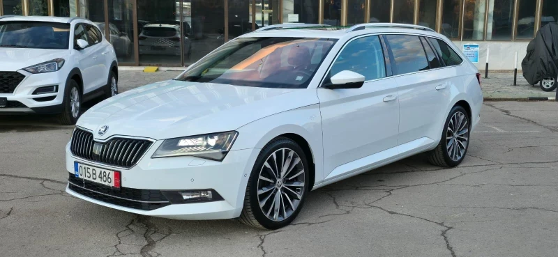 Skoda Superb 2.0 TDI 4x4 190k.c LAURIN&KLEMENT, снимка 2 - Автомобили и джипове - 49394239