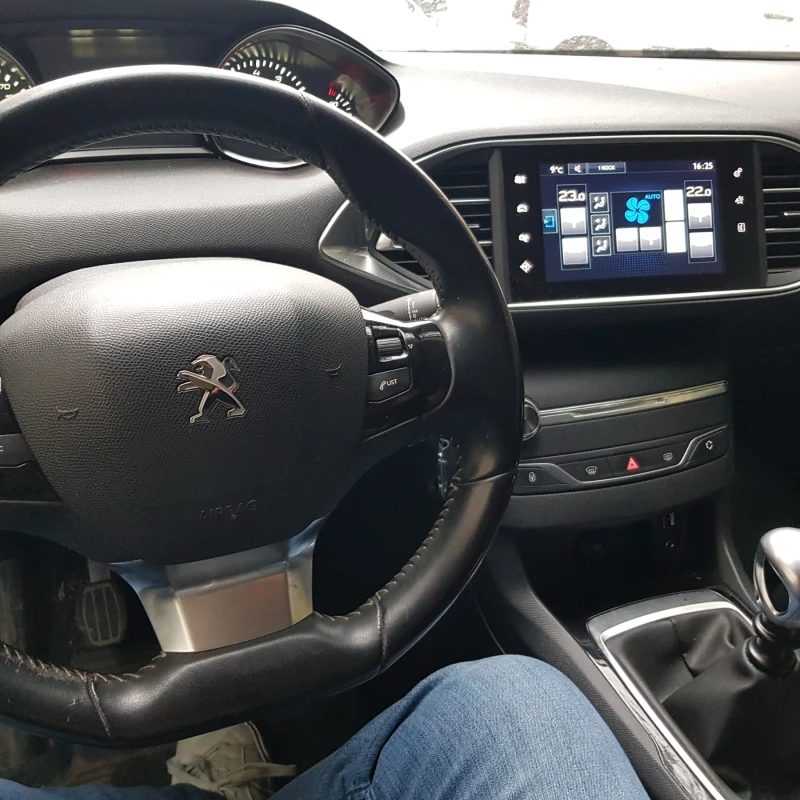 Peugeot 308, снимка 7 - Автомобили и джипове - 51264304