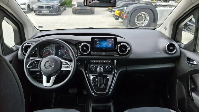 Mercedes-Benz T-класа 180d 4x2, снимка 8 - Автомобили и джипове - 50031296