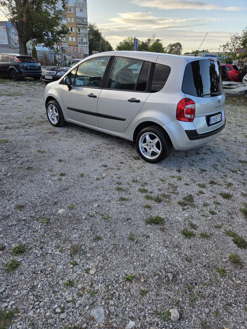 Renault Modus 1.2 16V 75 кс, снимка 5 - Автомобили и джипове - 51752172
