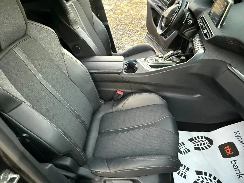 Peugeot 5008 GT Line, снимка 10 - Автомобили и джипове - 51789579