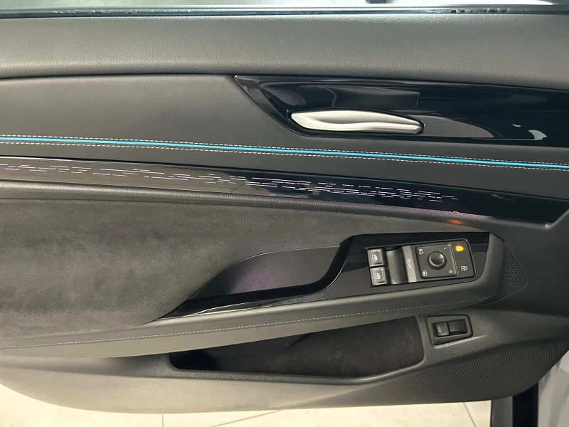 VW ID.7 PRO/286HP/MASSAGE/360/MEMO/HUD/AHK/LED/NAVI/372g, снимка 12 - Автомобили и джипове - 51838761