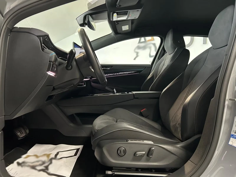 VW ID.7 PRO/286HP/MASSAGE/360/MEMO/HUD/AHK/LED/NAVI/372g, снимка 7 - Автомобили и джипове - 51838761