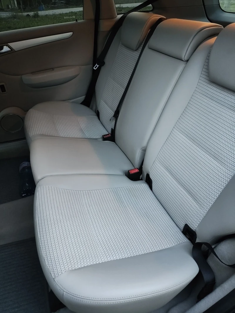 Mercedes-Benz B 200, снимка 3 - Автомобили и джипове - 52460448