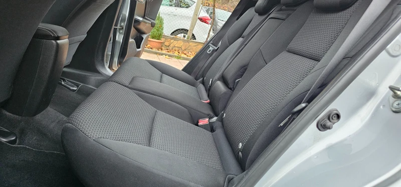 Honda Civic 1.6i -DTEC Elegance , снимка 17 - Автомобили и джипове - 52346585