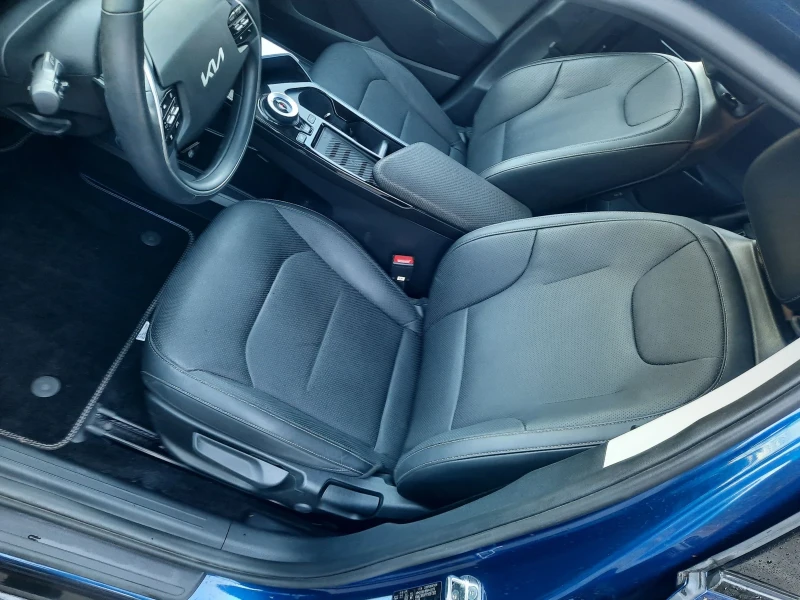 Kia EV6, снимка 7 - Автомобили и джипове - 52414394