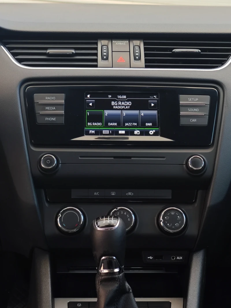 Skoda Octavia 2.0 TDI 150 к.с. 141 000 км - реални километри! , снимка 9 - Автомобили и джипове - 52621154