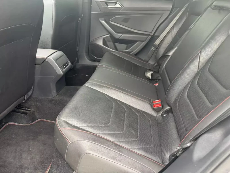 VW Jetta  GLI S FWD АвтоКредит* (ЦЕНА ДО БГ), снимка 16 - Автомобили и джипове - 52588678