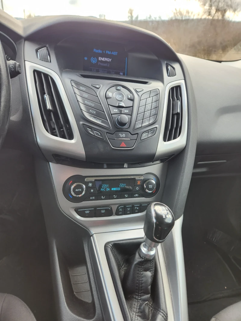 Ford Focus 1.0 EcoBoost 125 к.с., снимка 9 - Автомобили и джипове - 52928693