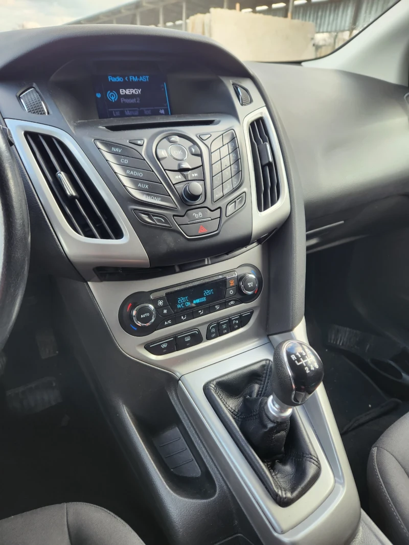 Ford Focus 1.0 EcoBoost 125 к.с., снимка 12 - Автомобили и джипове - 52928693