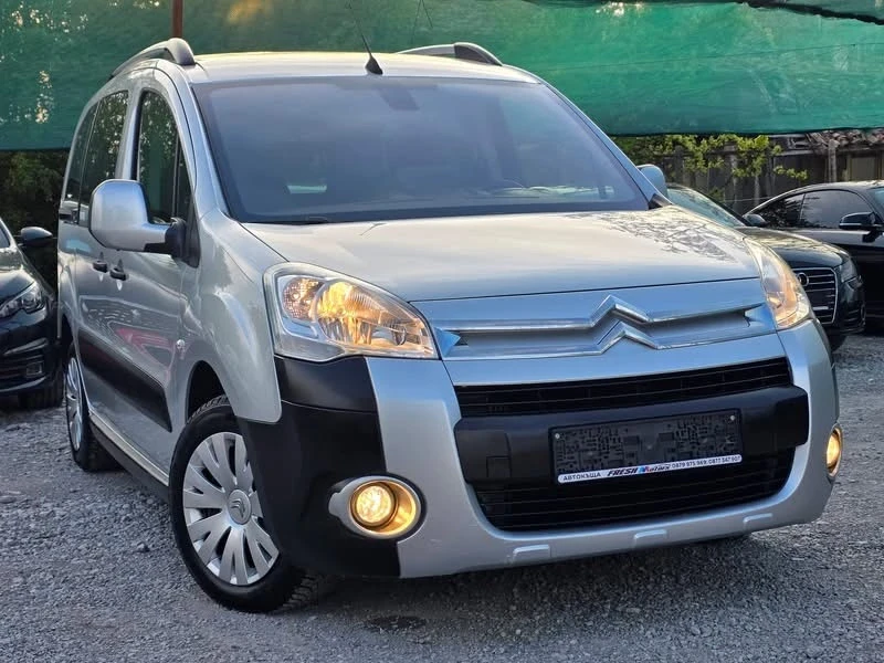 Citroen Berlingo 1.6HDI 90K.C. XTR / НАВИ / ТЕМПОМАТ / ПАРКТРОНИК, снимка 2 - Автомобили и джипове - 54422929