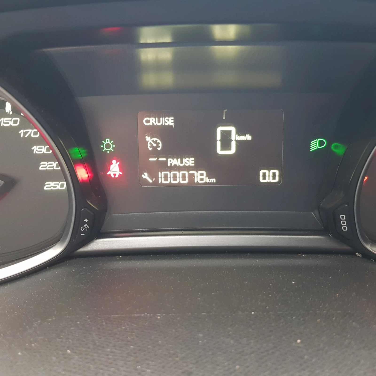 Peugeot 308  - изображение 8
