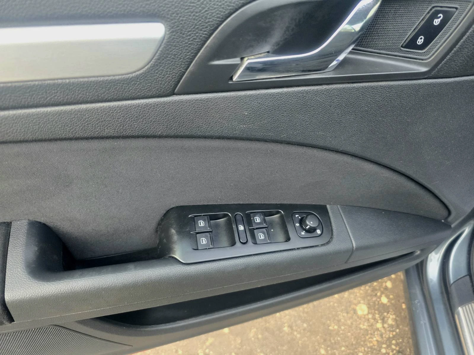 Skoda Superb УНИКАЛЕН /Facelift - изображение 9
