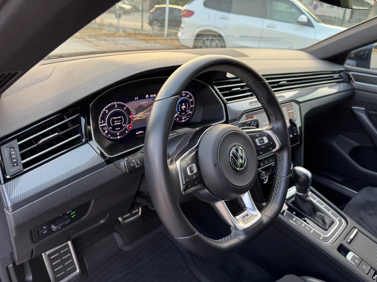 VW Arteon 2.0 TDI 190 - изображение 8