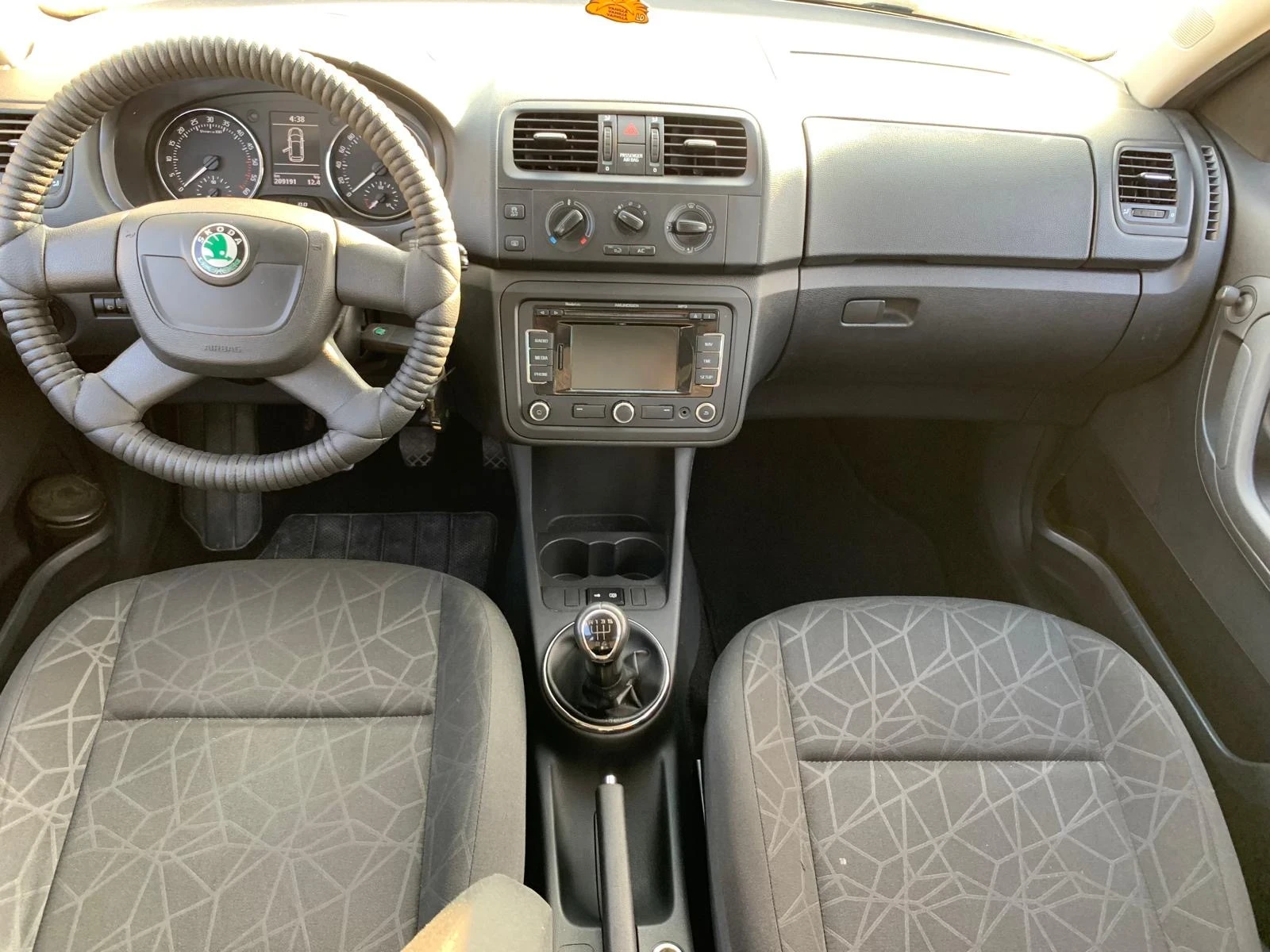 Skoda Roomster 1.6 TDI  77kW Clima NAVI - изображение 9