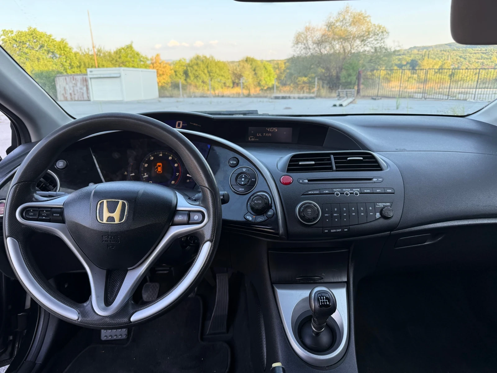 Honda Civic 1.3I 6ск. Клима - изображение 8