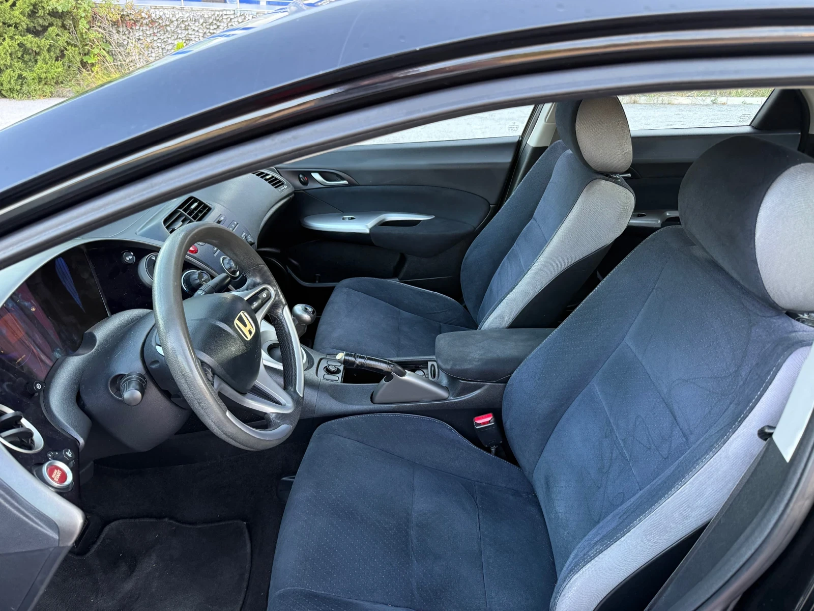Honda Civic 1.3I 6ск. Клима - изображение 7
