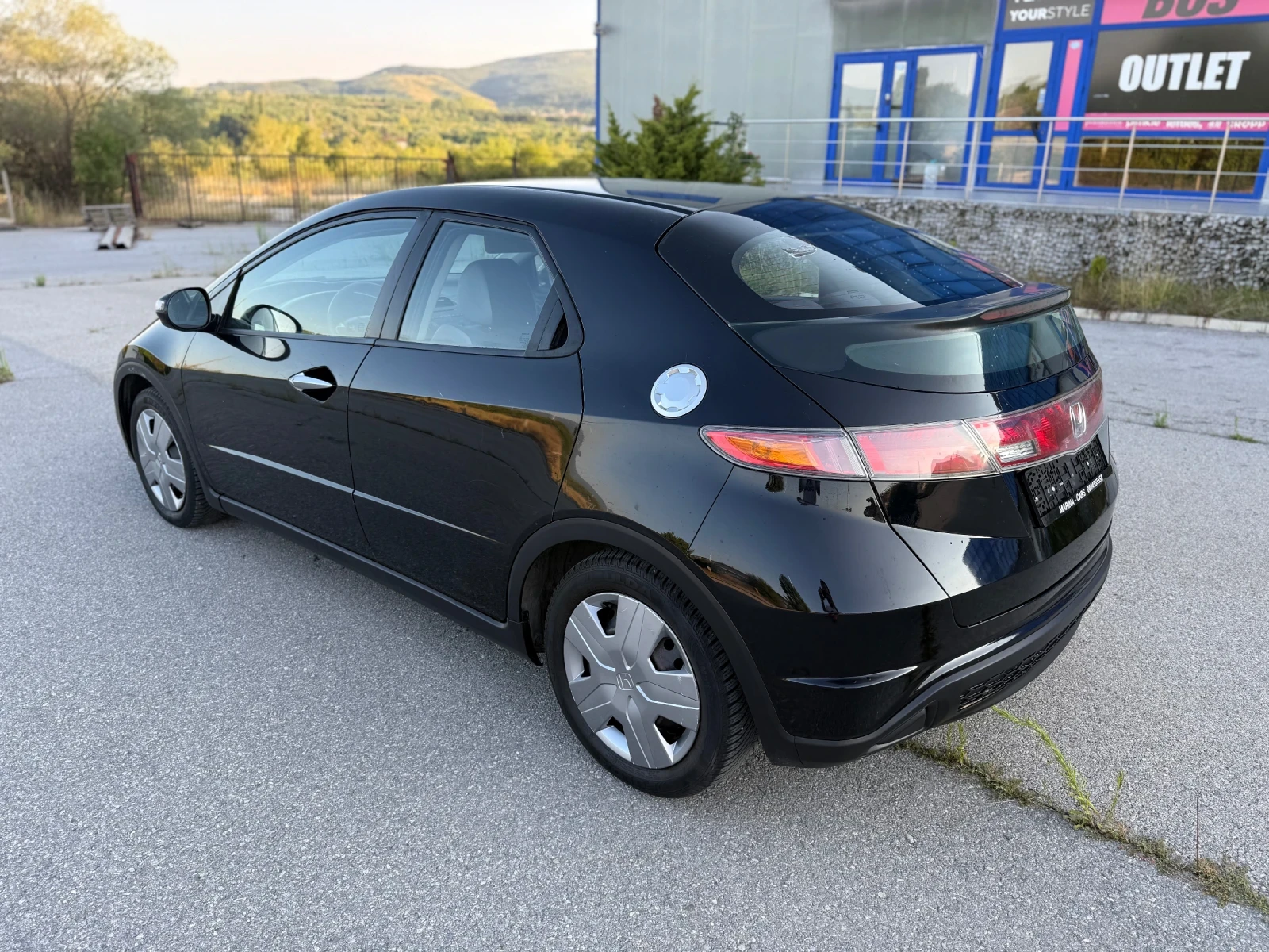 Honda Civic 1.3I 6ск. Клима - изображение 4
