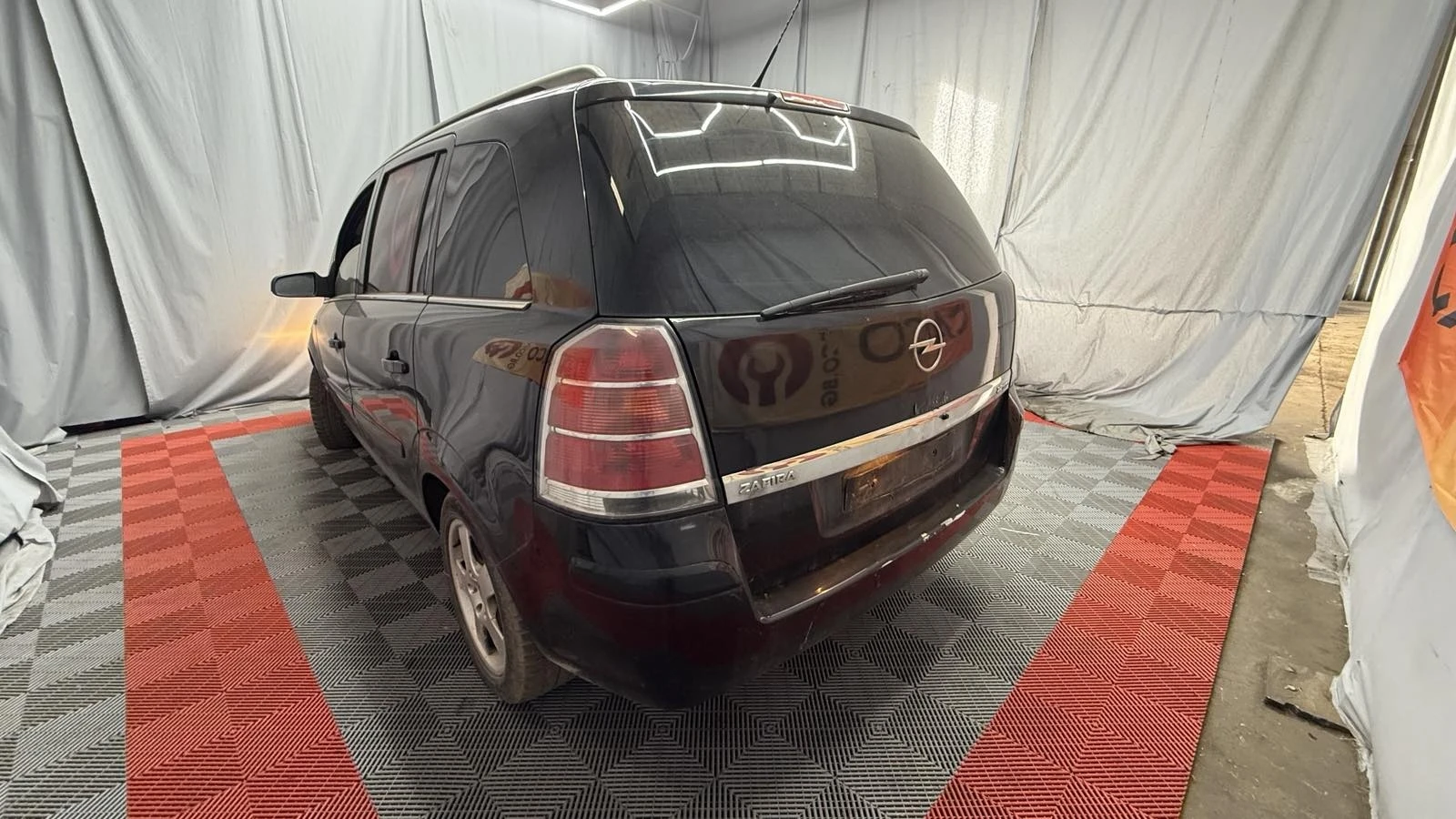 Opel Zafira  - изображение 2