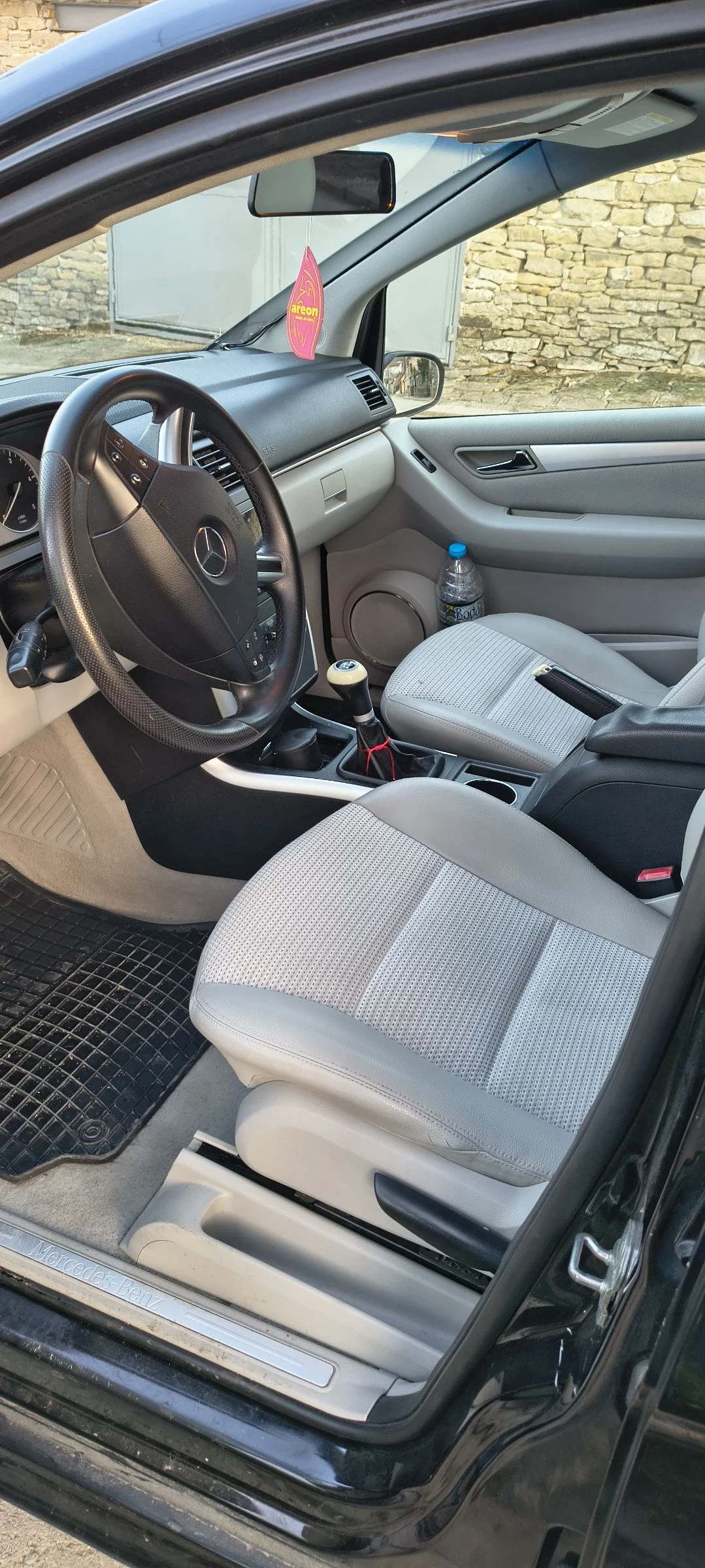 Mercedes-Benz B 200, снимка 12 - Автомобили и джипове - 52460448