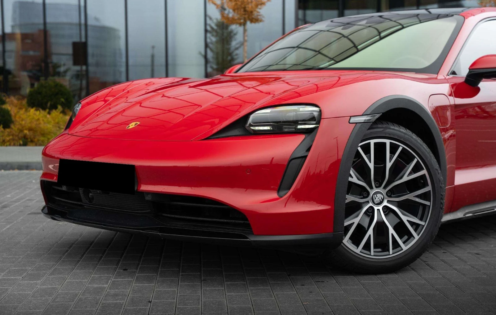 Porsche Taycan 4 Cross Turismo SportChrono - изображение 2